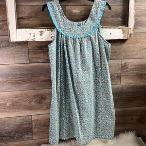 Vintage Ladies House Dress Ruffled Floral Cottagecore Casual Wear Size Small